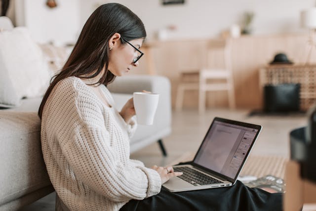 How to Start an Email Service Business (Latest)